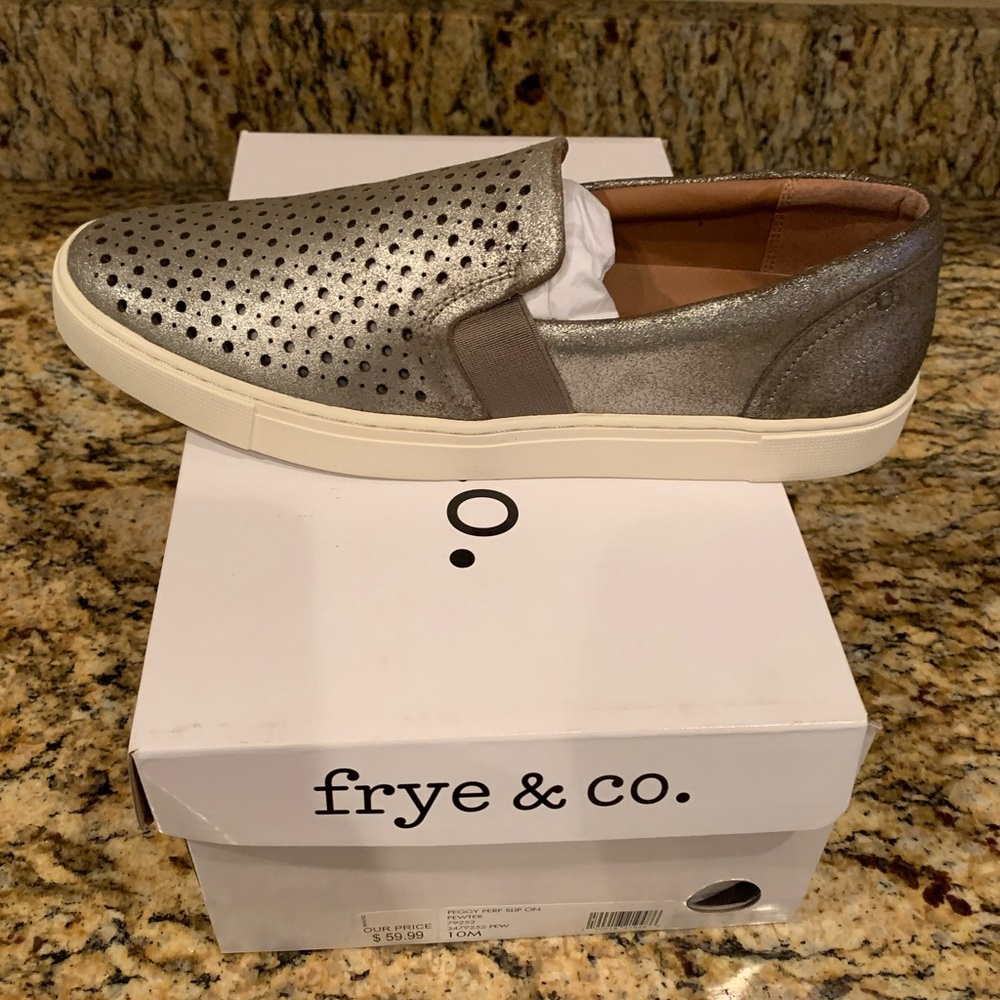 NEW Frye and Co. Peggy Slip on Sneaker
